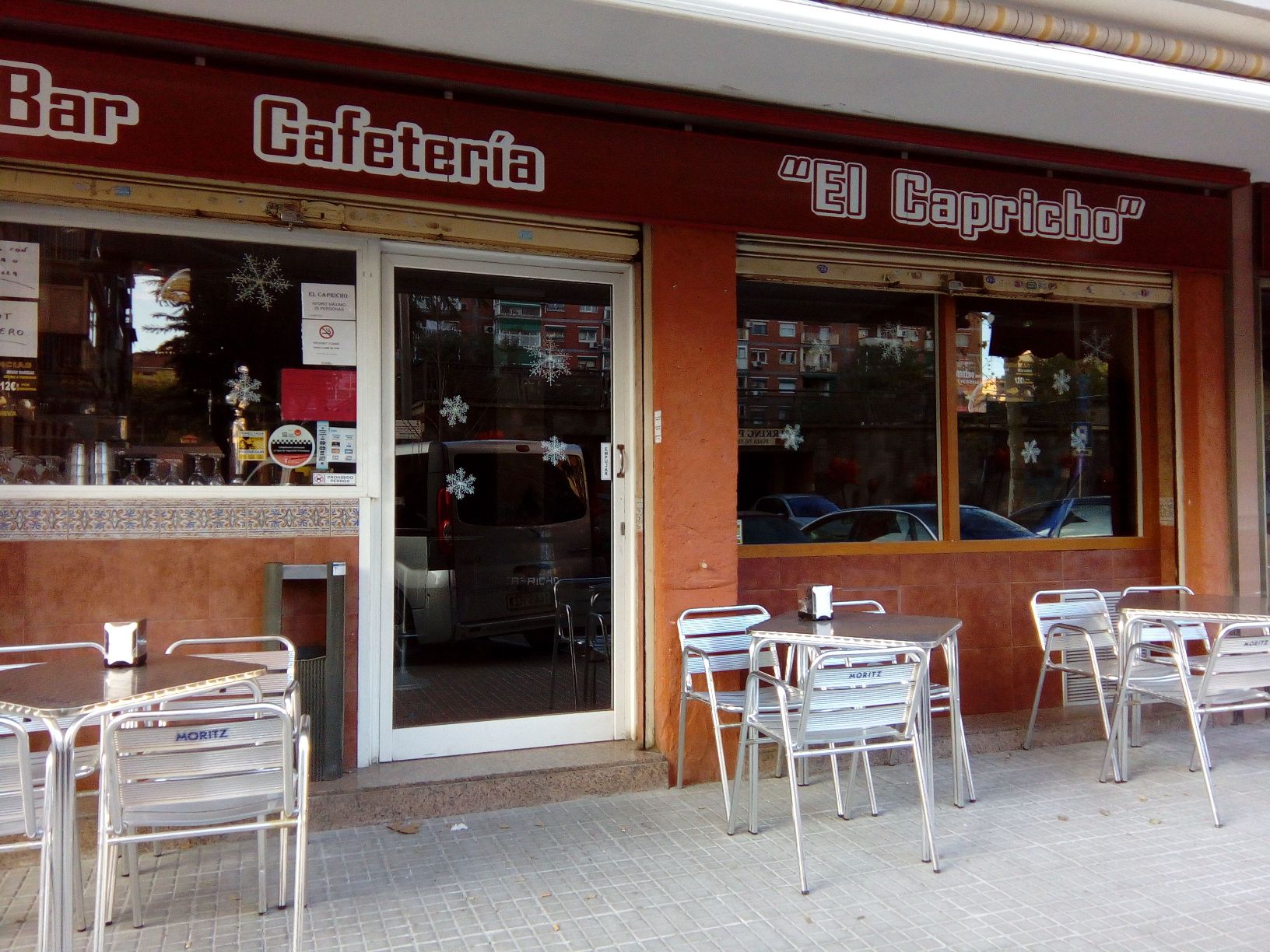 BAR CAFETERÍA EL CAPRICHO Guia Comercial Cornellà